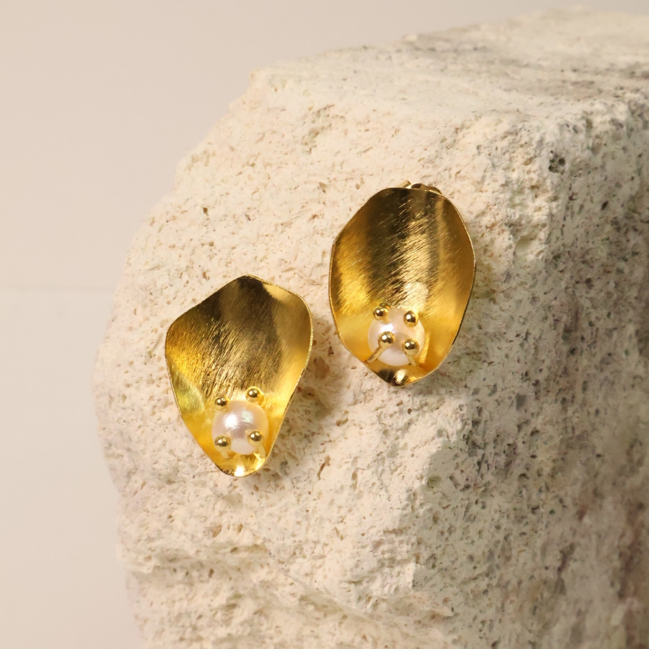 Aretes Naturaleza en bruto Perla