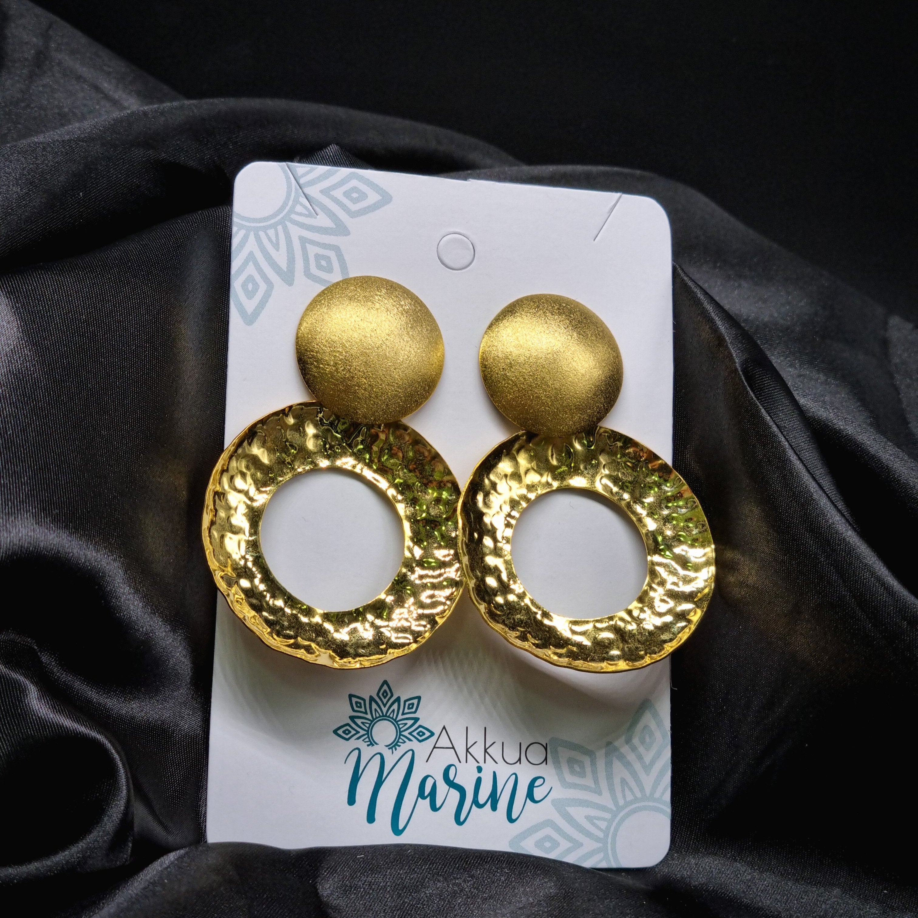 Aretes Nora