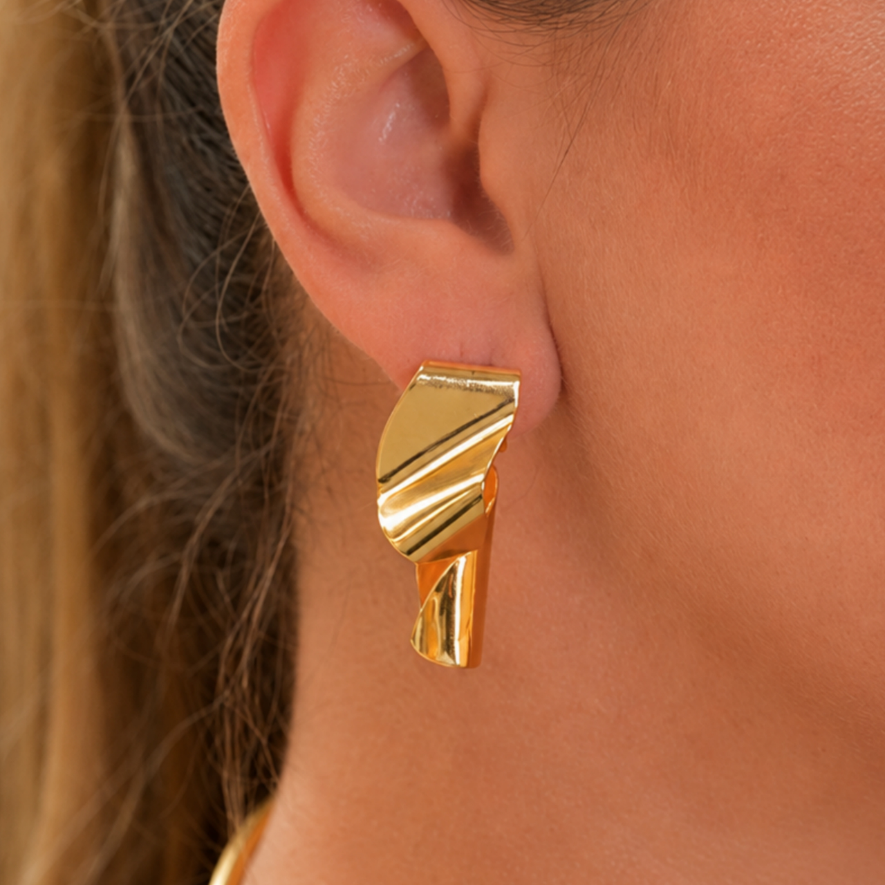 ARETES ÁUREA