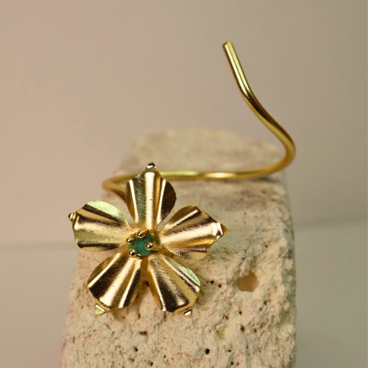 PULSERA FLORECER ESMERALDA