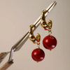 Aretes Perla Roja Textura