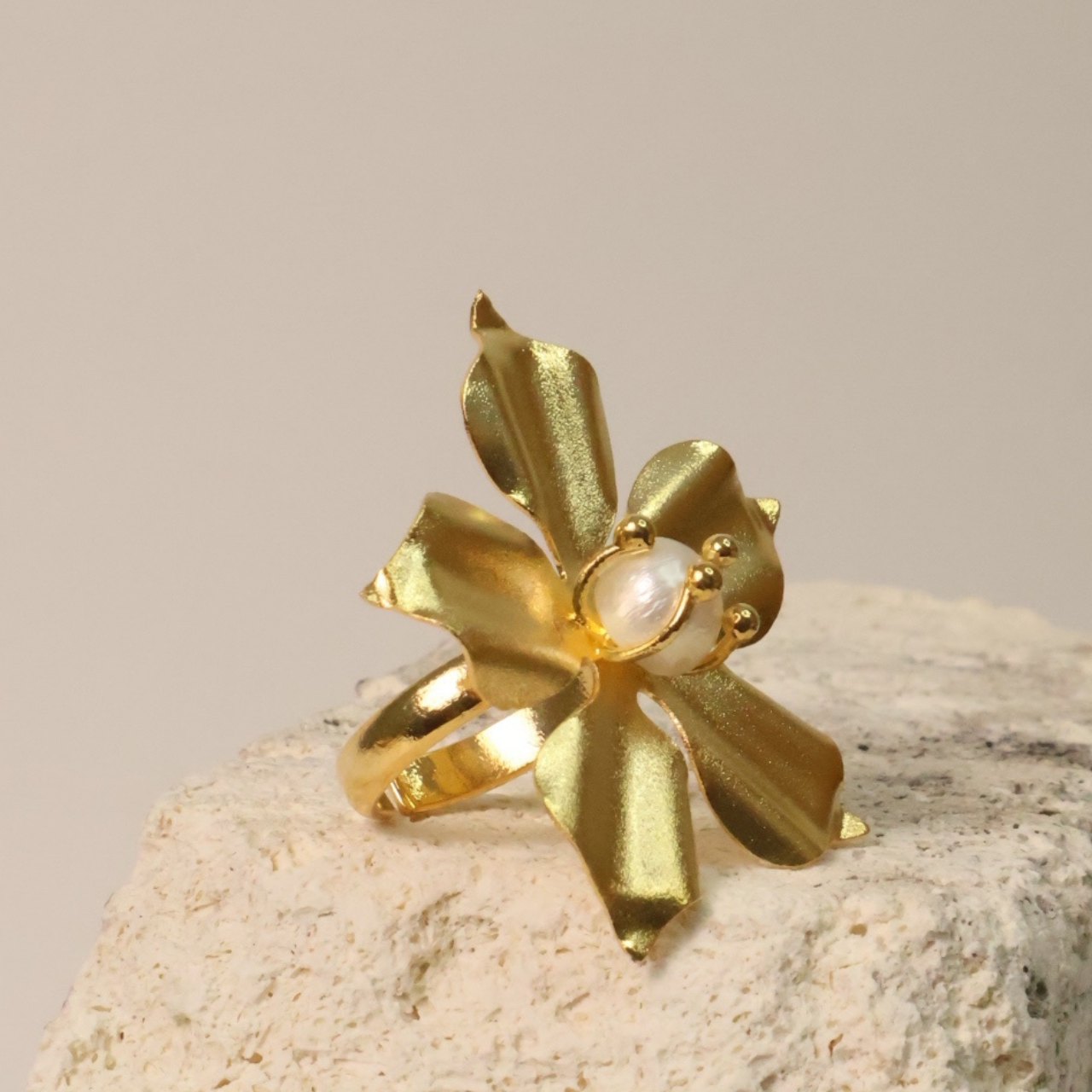 ANILLO FLORECER PERLA
