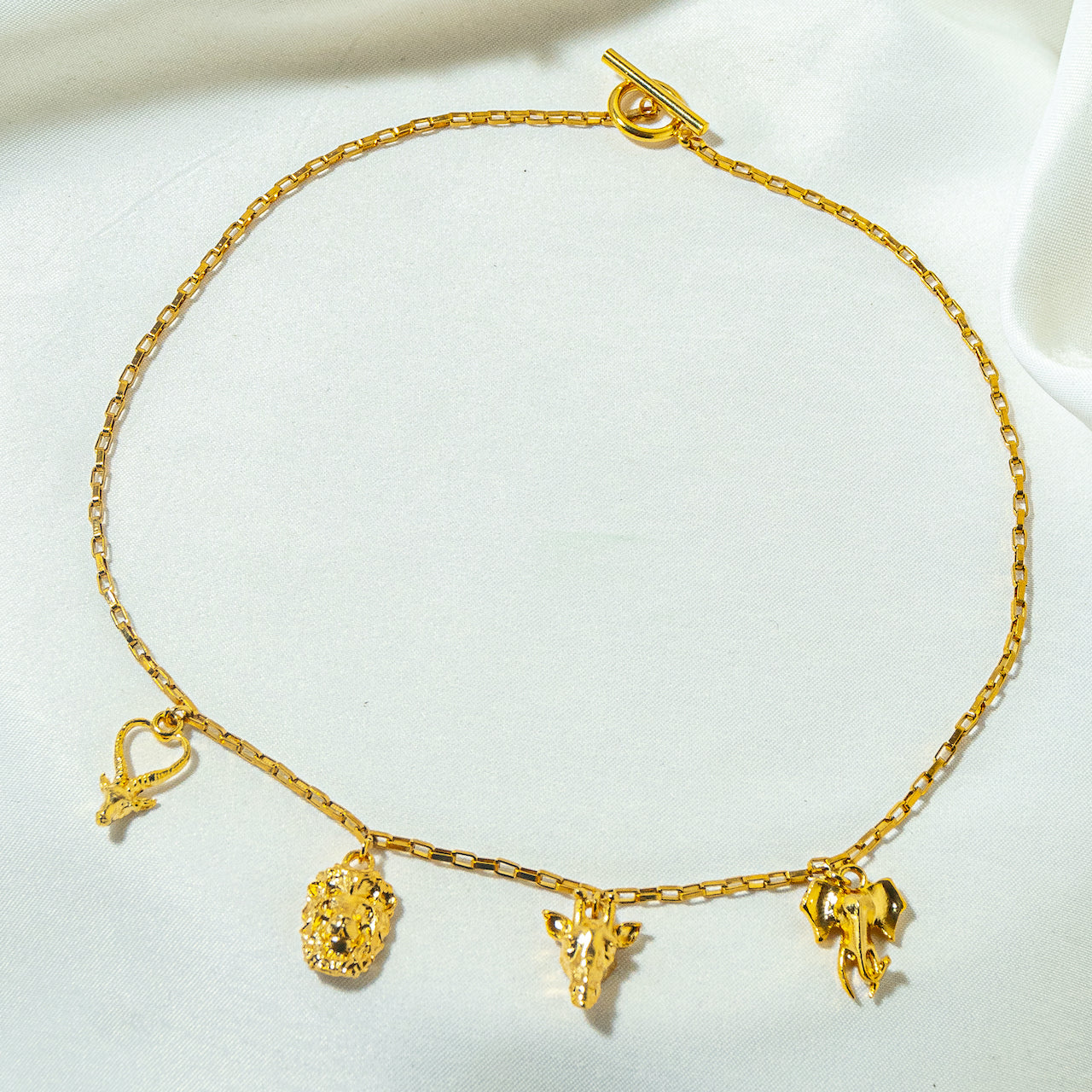Collares Marine