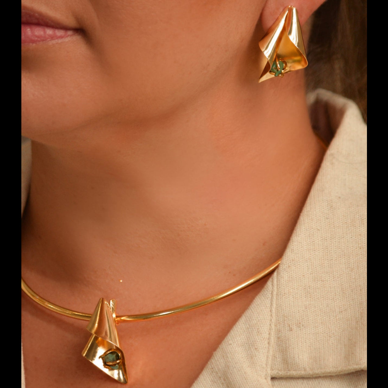 ARETES ÚLTIMA HOJA